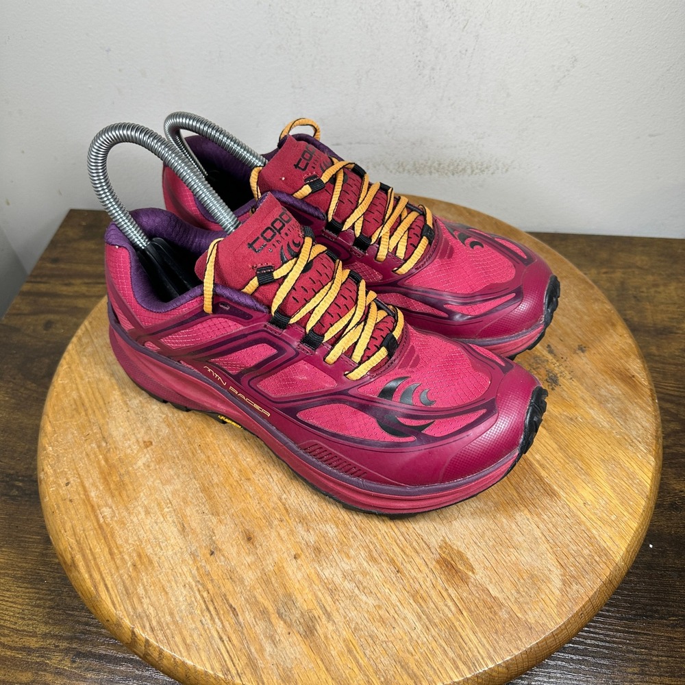 Topo Athletic W MTN Racer Berry Gold Trail Running Shoes Women's Size 7